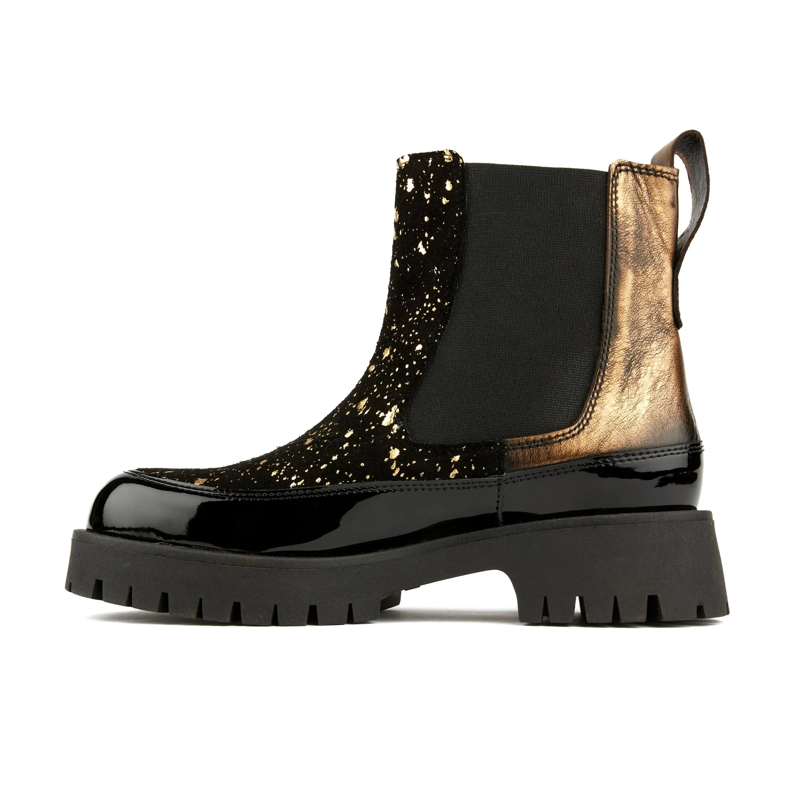 Bora - Black & Gold